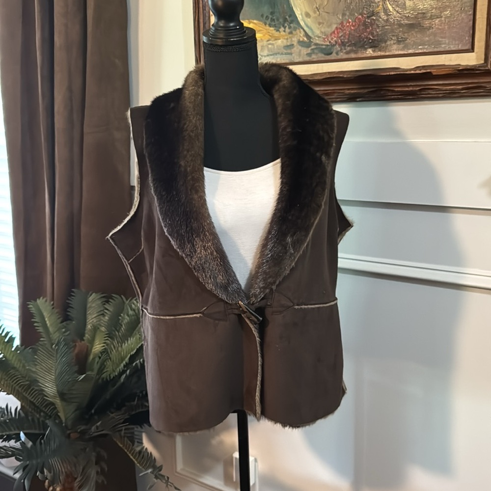 Faux Fur Vest - Large